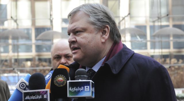 Στόχος η τήρηση του προγράμματος, λέει ο Ευ.Βενιζέλος πριν το Eurogroup